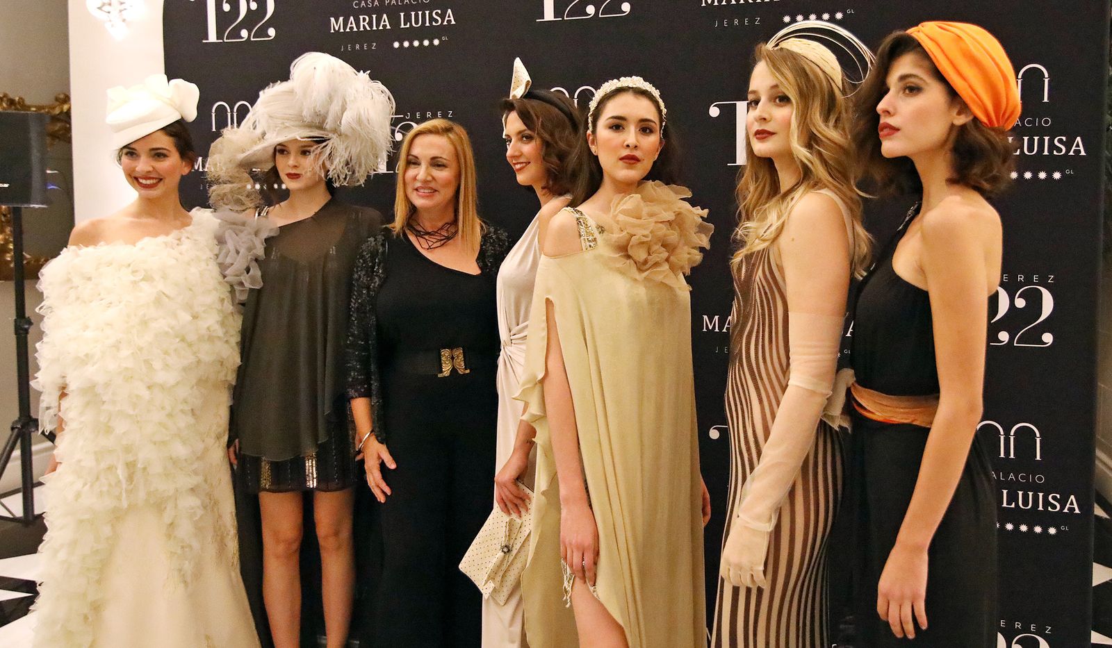 Ángeles Verano presenta su nueva colección en el 'Hotel Casa Palacio María Luisa'