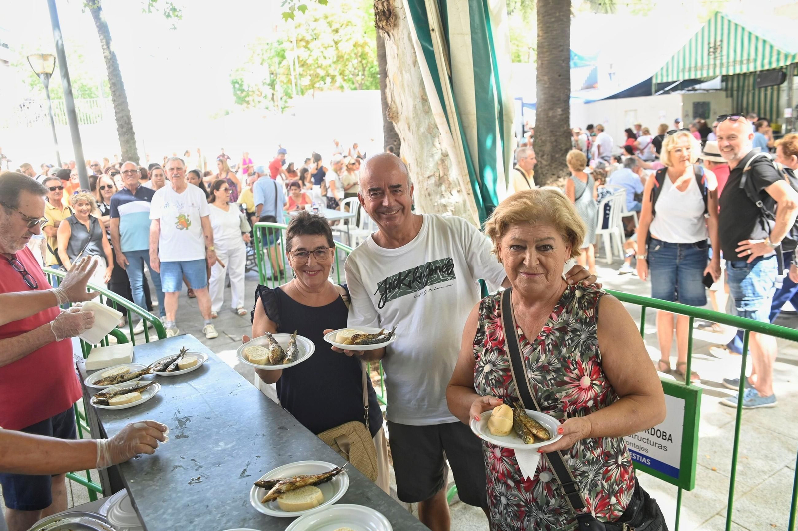 Las mejores fotos de la 'sardiná' de la Velá de la Fuensanta de Córdoba