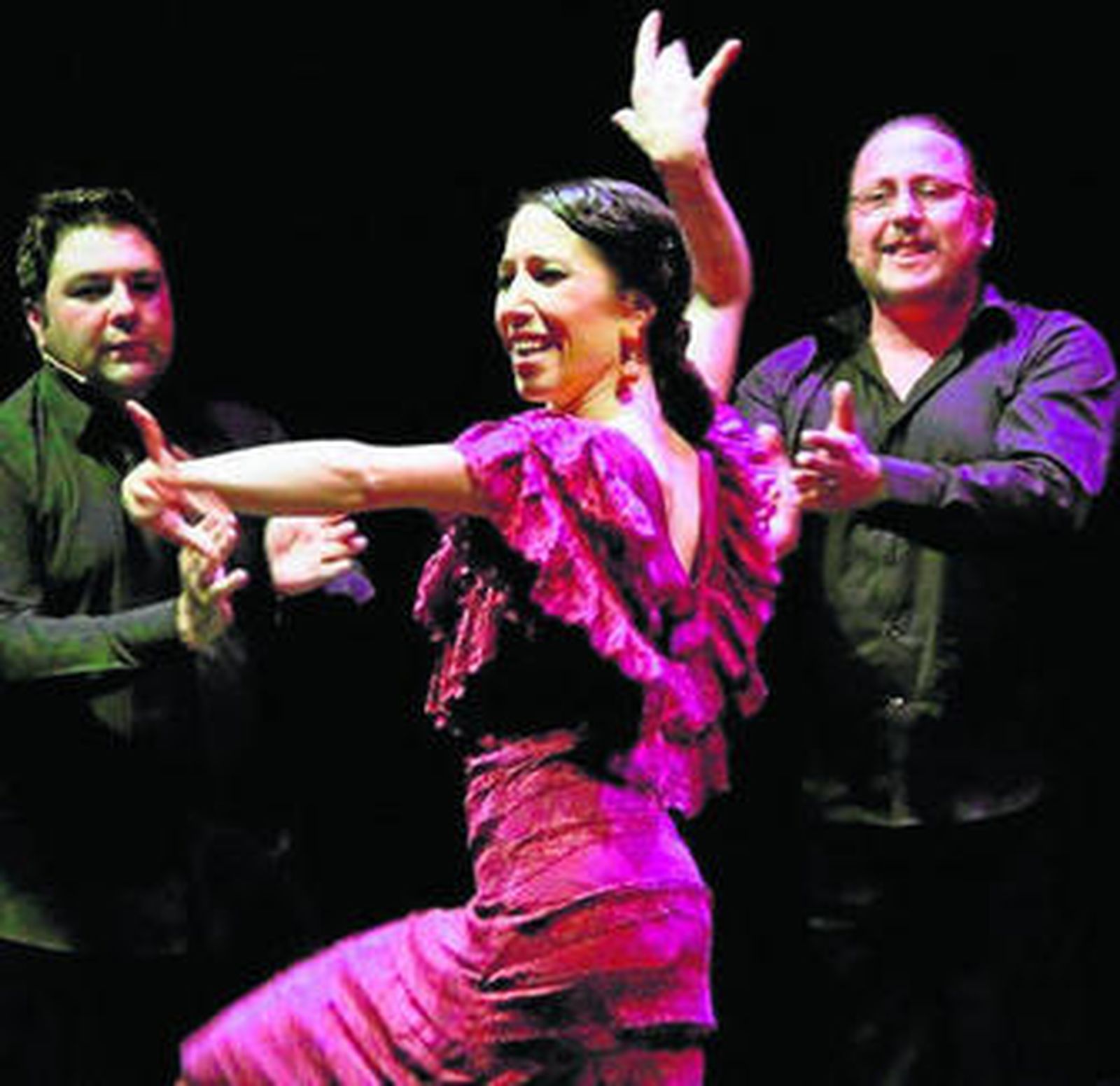 Ana Morales mostrando su arte en Almería.