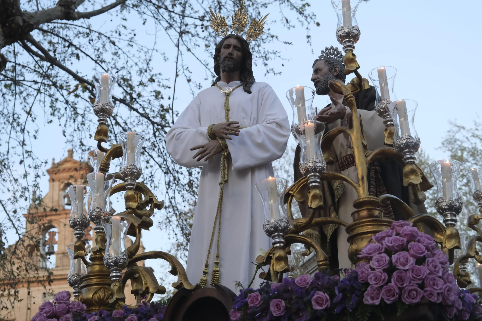 La procesión del Señor de la Bondad de Córdoba, en imágenes