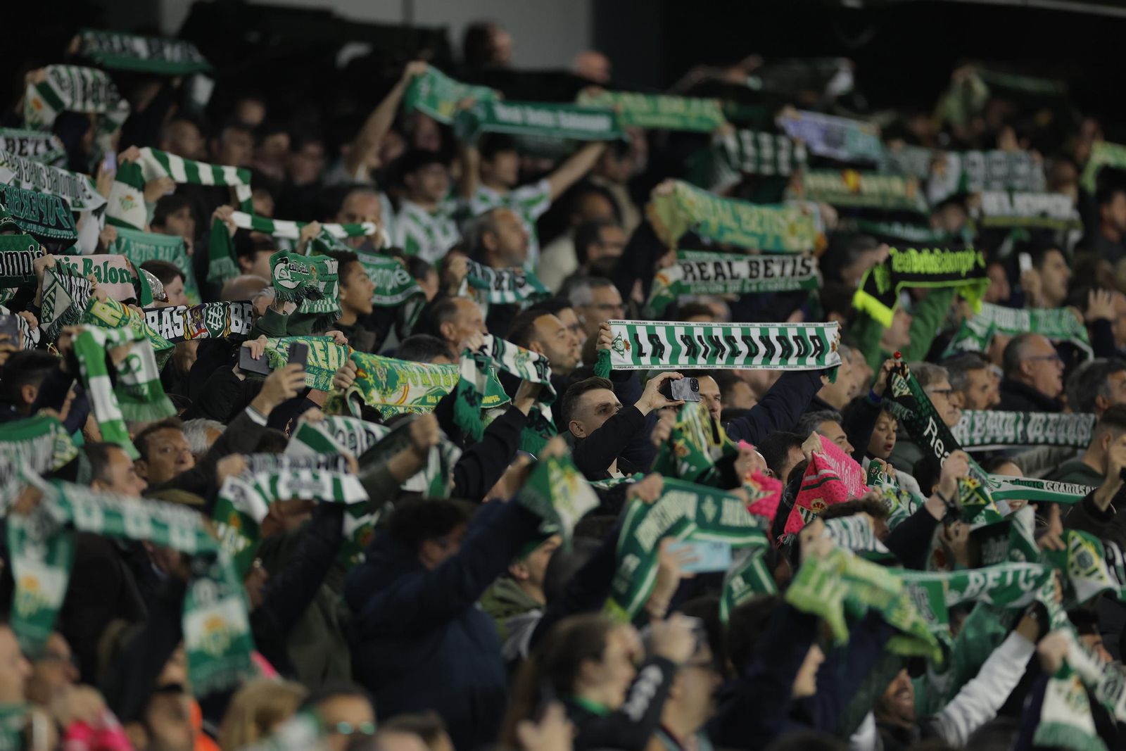 Búscate en las fotos del Betis - Real Sociedad