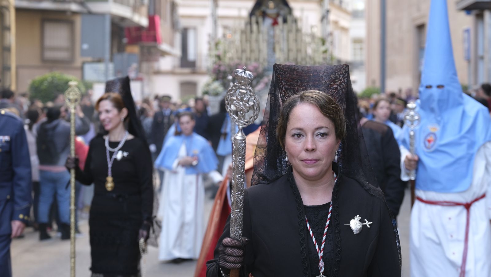 Procesión del Cristo del Amor en Almería, en imágenes