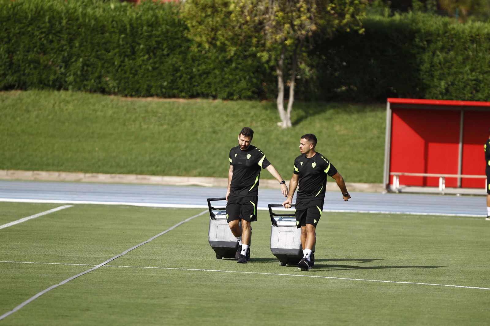 Primer entrenamiento de la Temporada 2025-2026 de la U.D. Almería, en imágenes