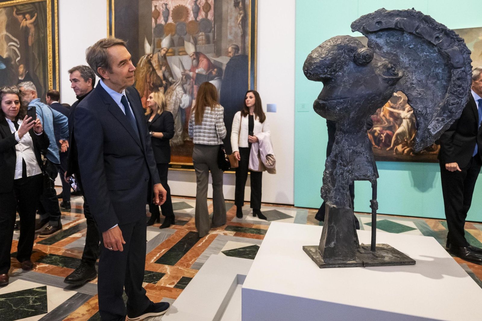 Picasso y el artista más cotizado del mundo, Jeff Koons, juntos en la nueva exposición de la Alhambra