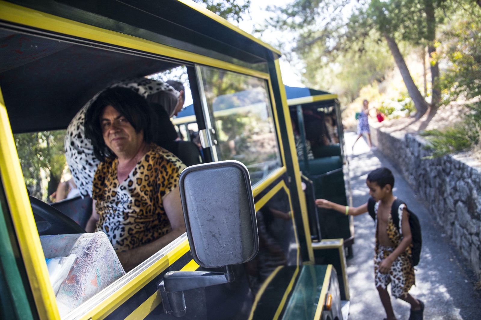 Imágenes de la fiesta troglodita de Píñar