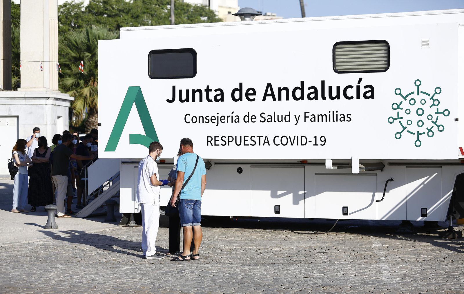 Vacunación sin cita en la plaza de la Marina este sábado.