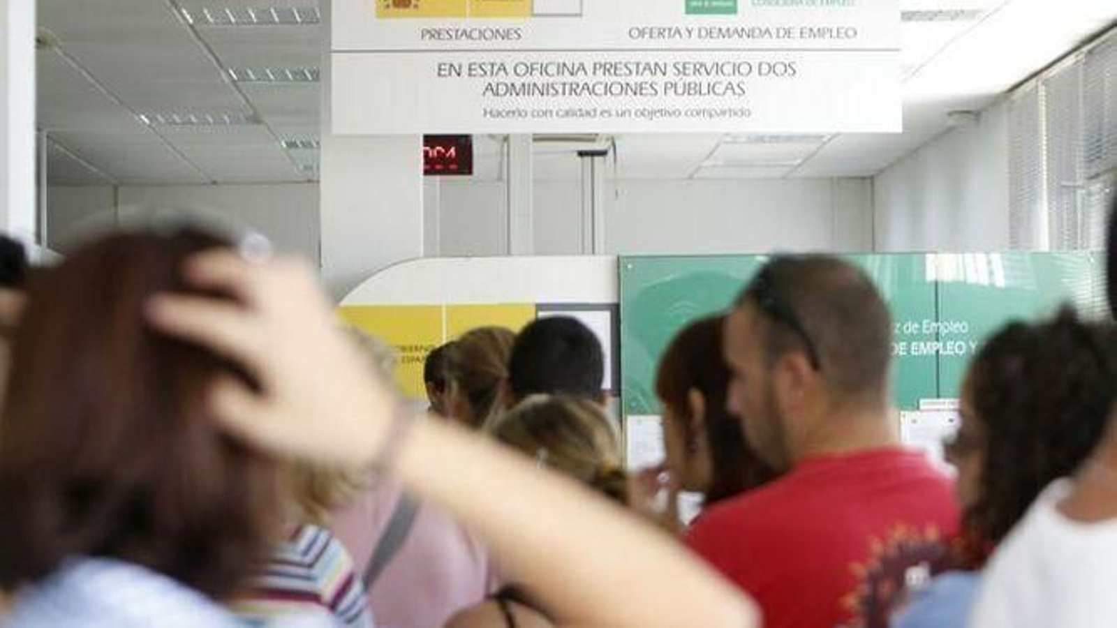 El desempleo bajó en junio en toda la Costa Noroeste menos Sanlúcar.