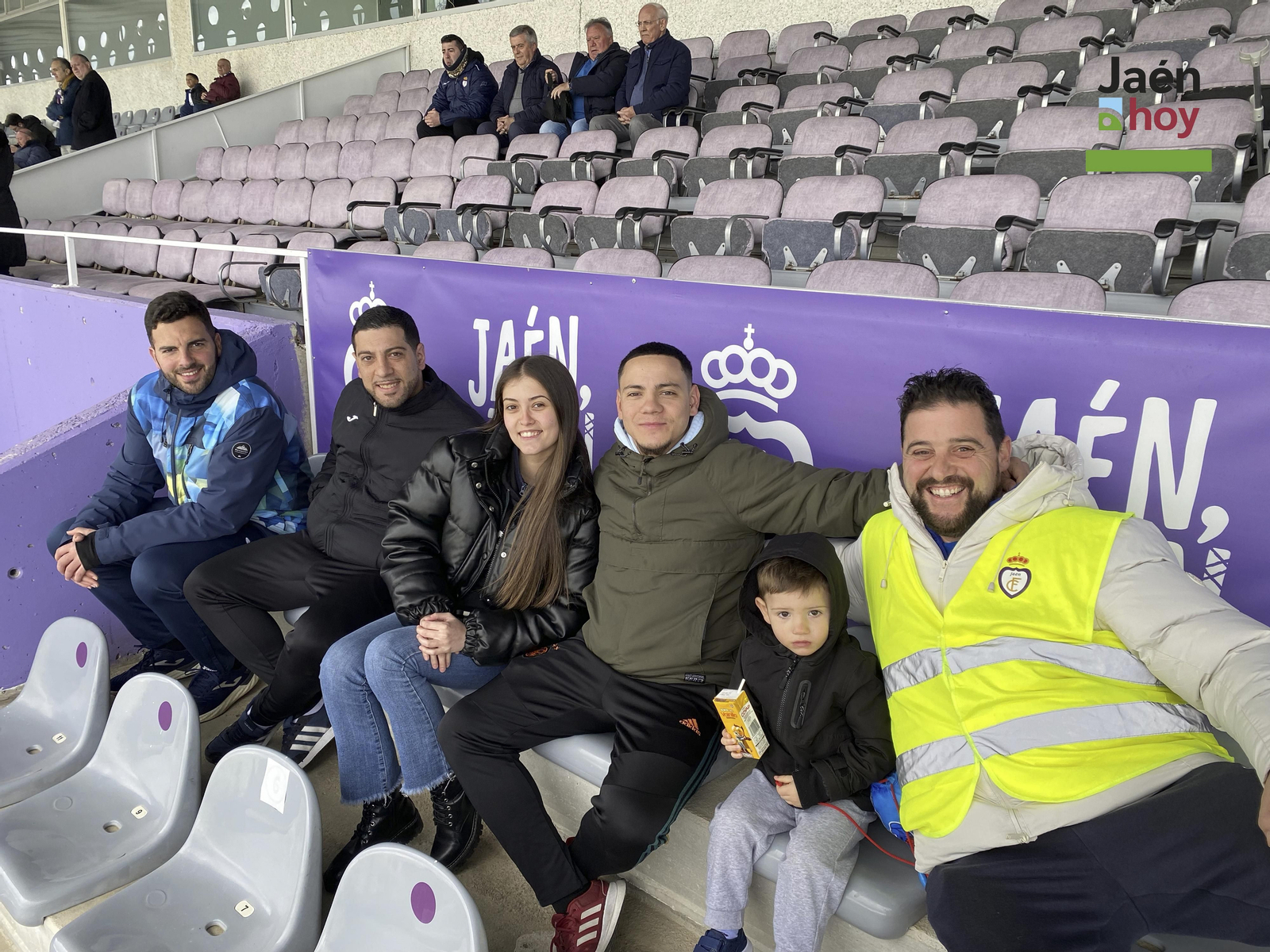 En imágenes: búscate en La Victoria en el derbi Real Jaén - CD Torreperogil