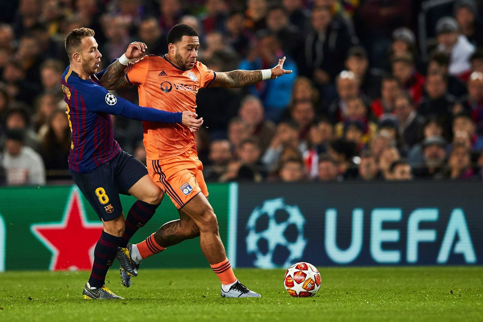 Las imágenes del Barcelona-Olympique de Lyon de Champions