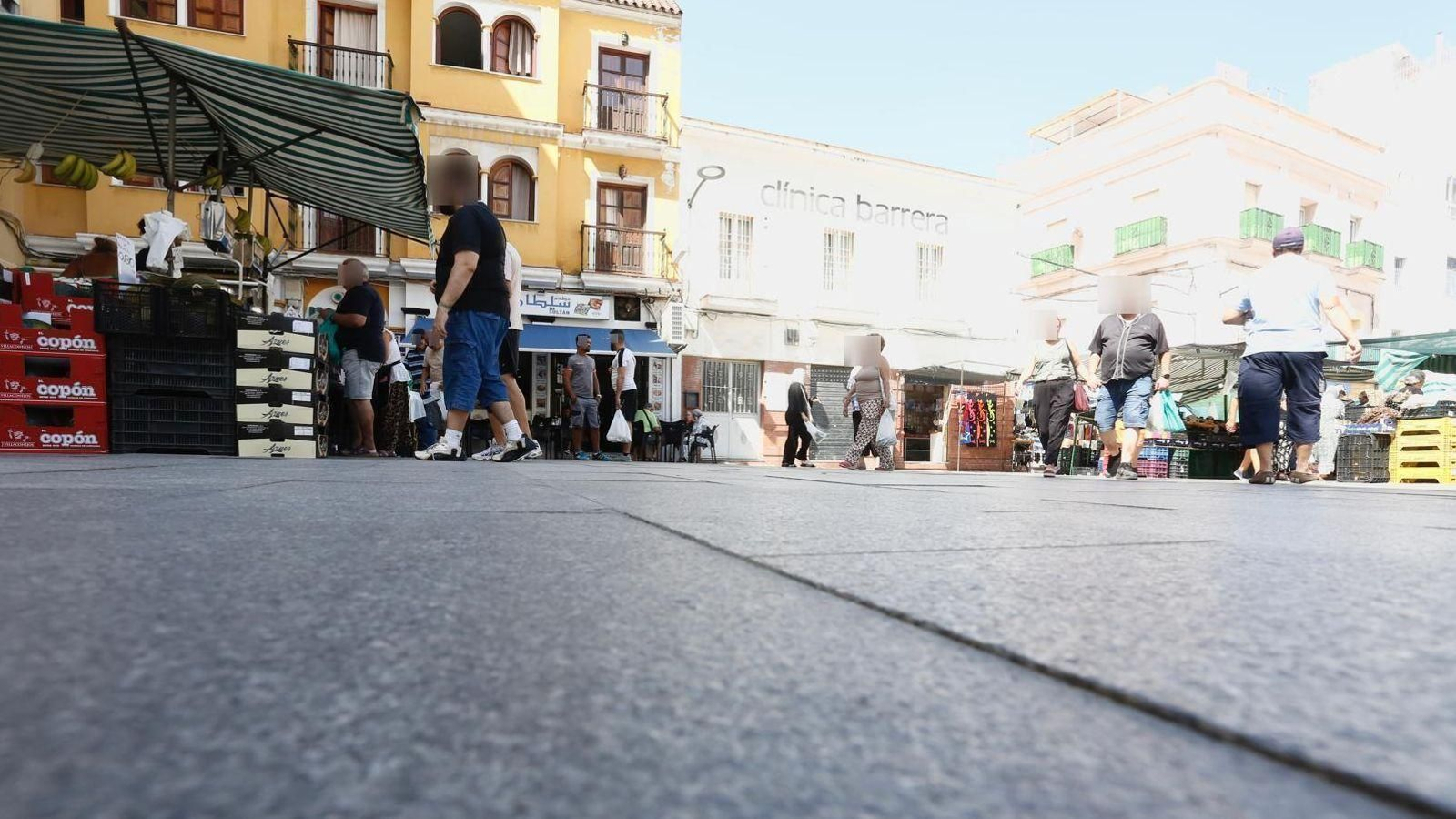 La zona en la que tuvo lugar la agresión de la madrugada pasada, junto al mercado Ingeniero Torroja.