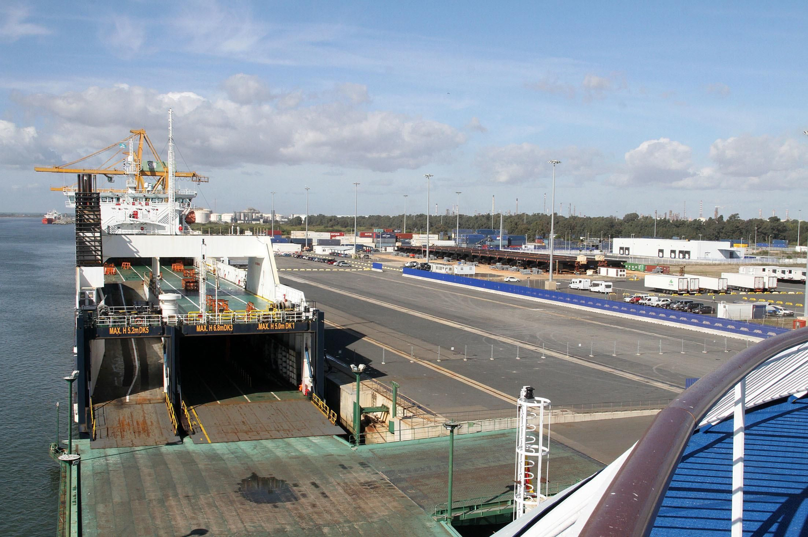 Balearia,  Fred Olsen y el Puerto de Huelva presentan la nueva línea entre Huelva y Canarias, en imágenes
