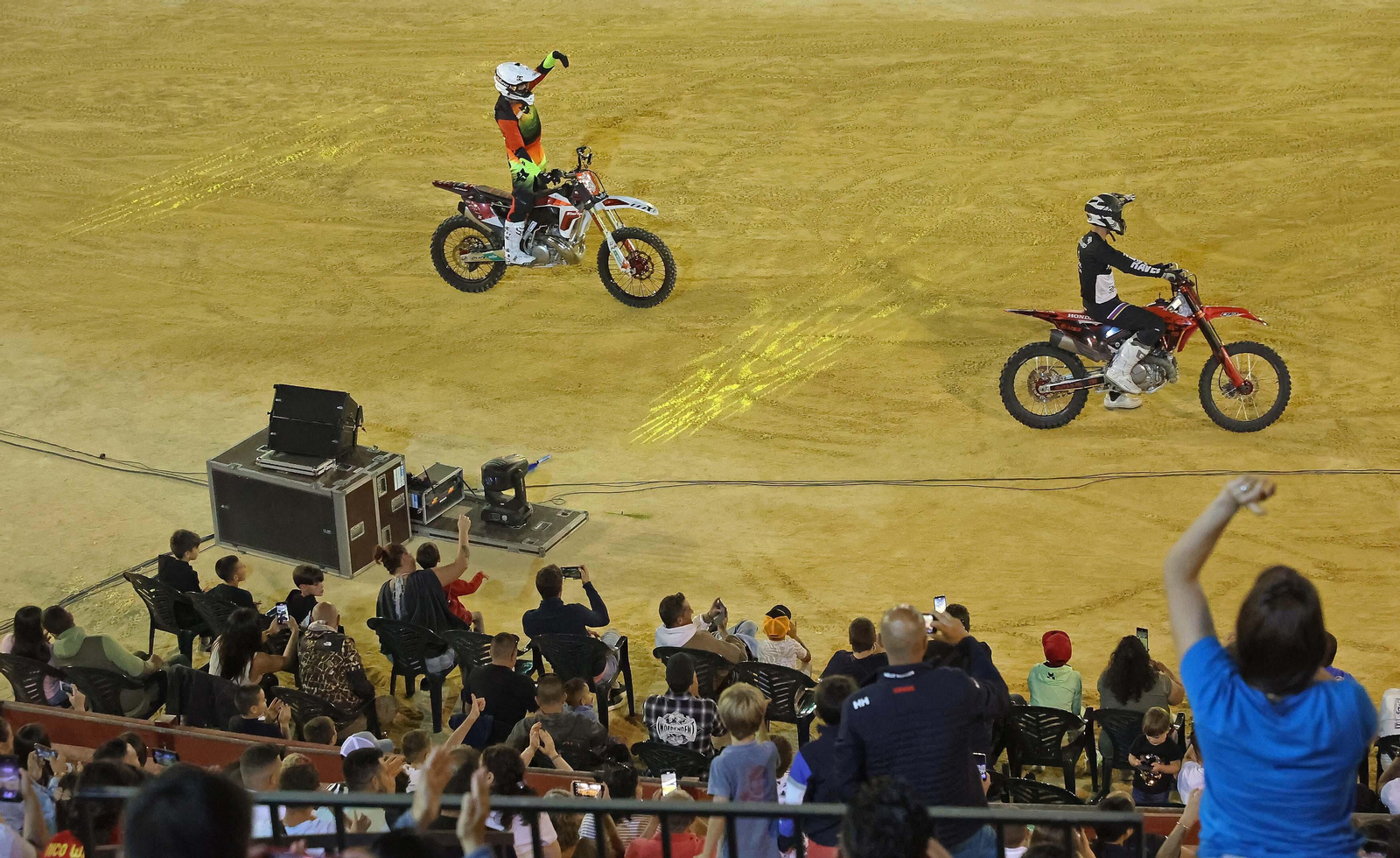 Imágenes del Freestyle Motocross Over Limits en Algeciras