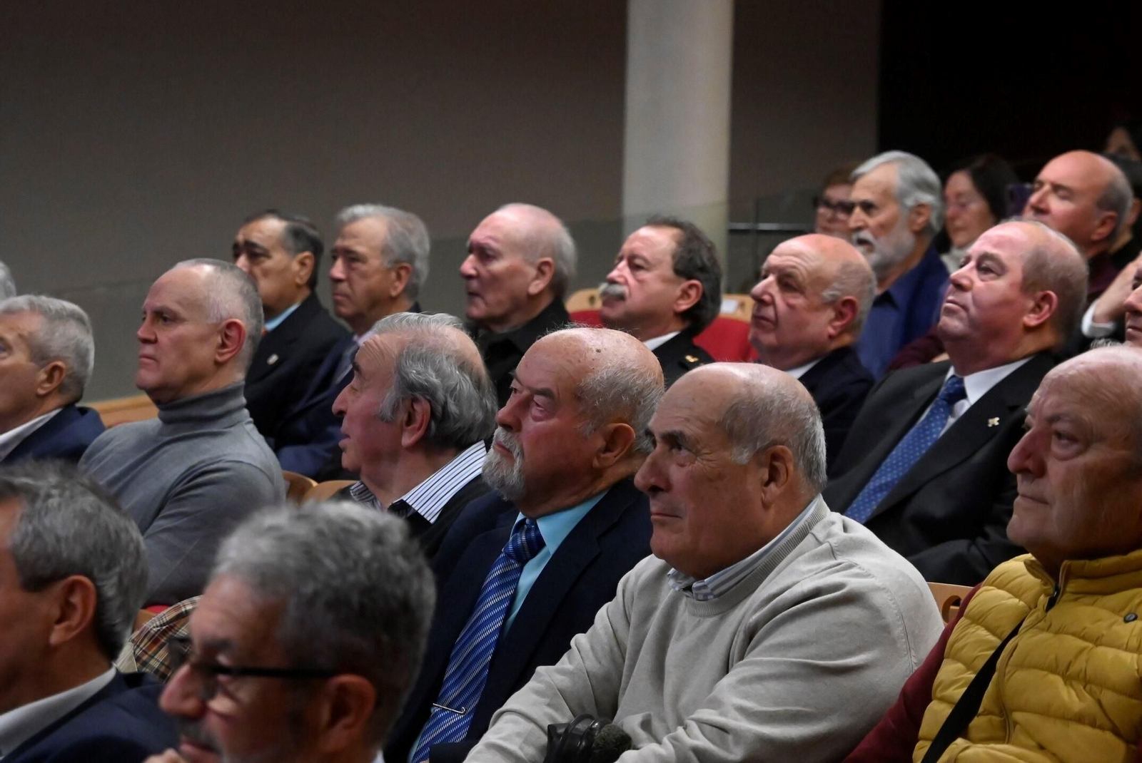 El homenaje de la Policia Nacional de Córdoba a sus agentes jubilados, en imágenes