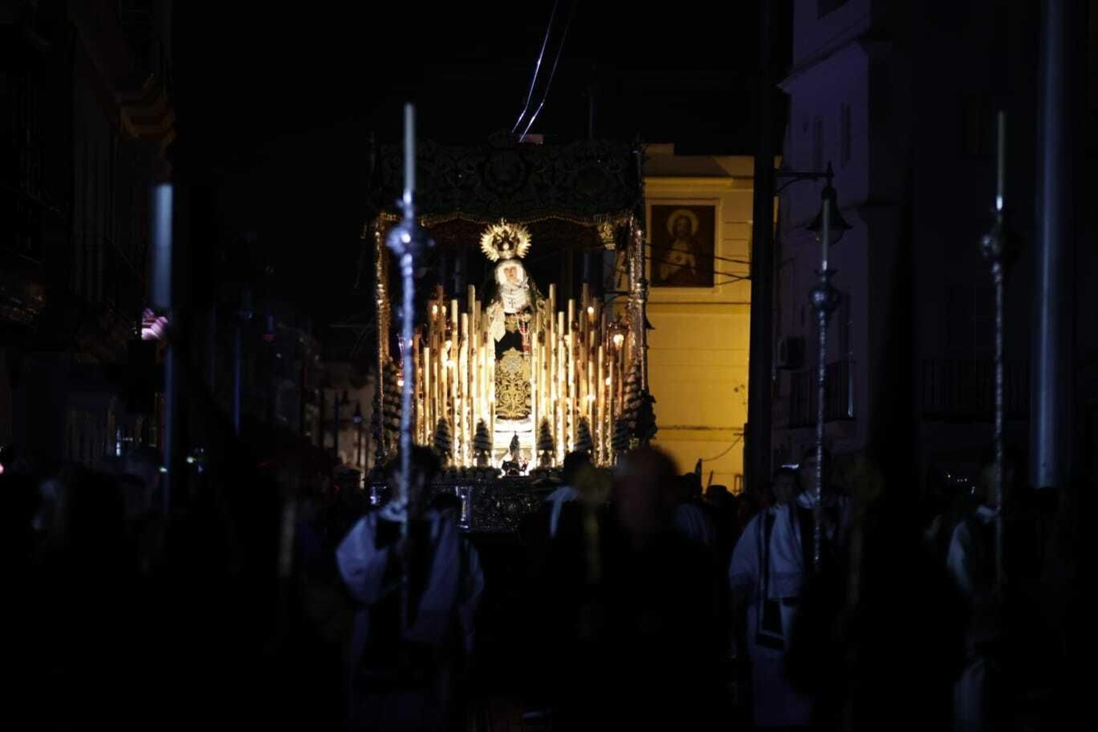 Las imágenes de la Expiración (Silencio) de la Semana Santa de San Fernando 2023