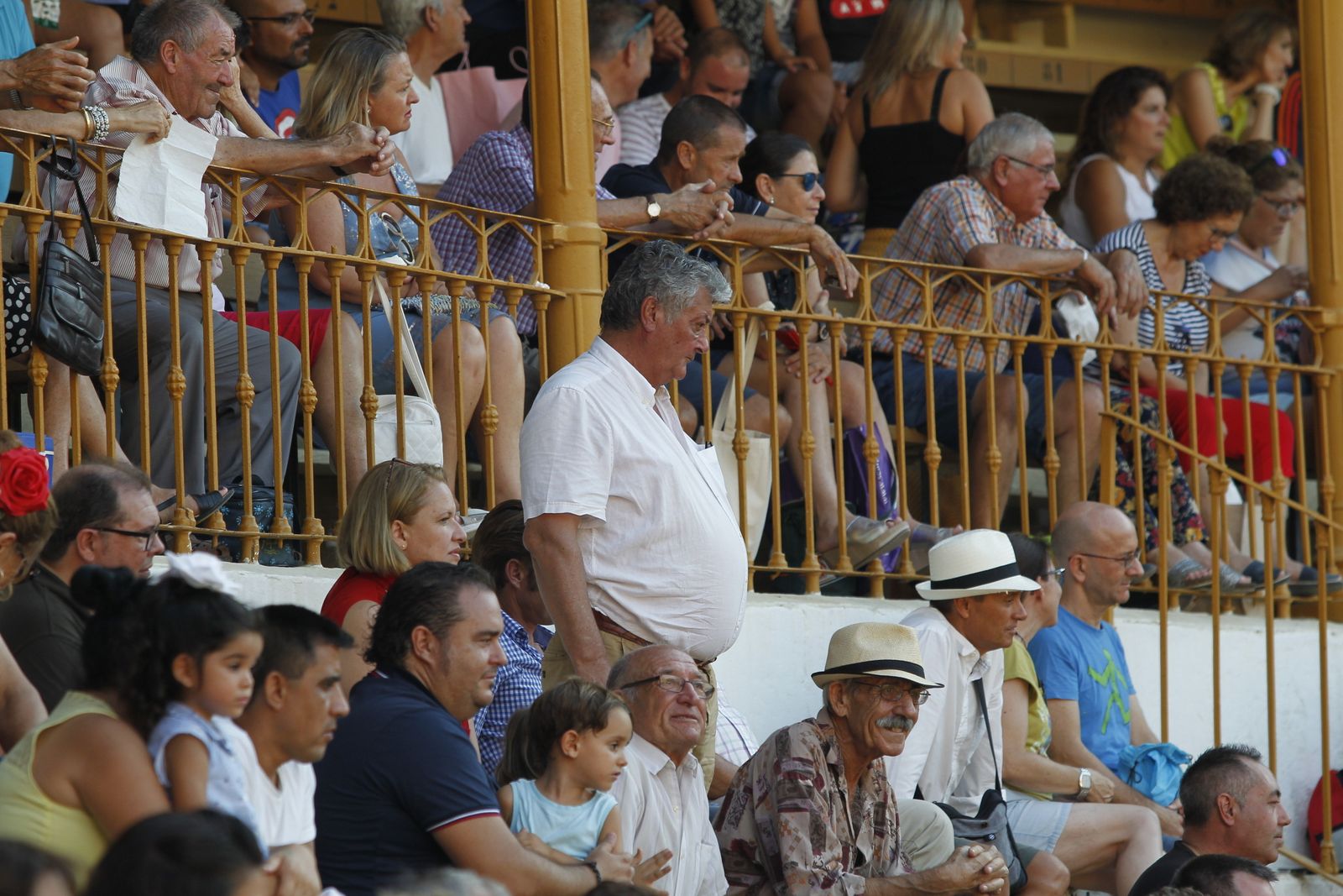 Fotogalería novillada Escuela Taurina de Almería. Feria de Almería 2019