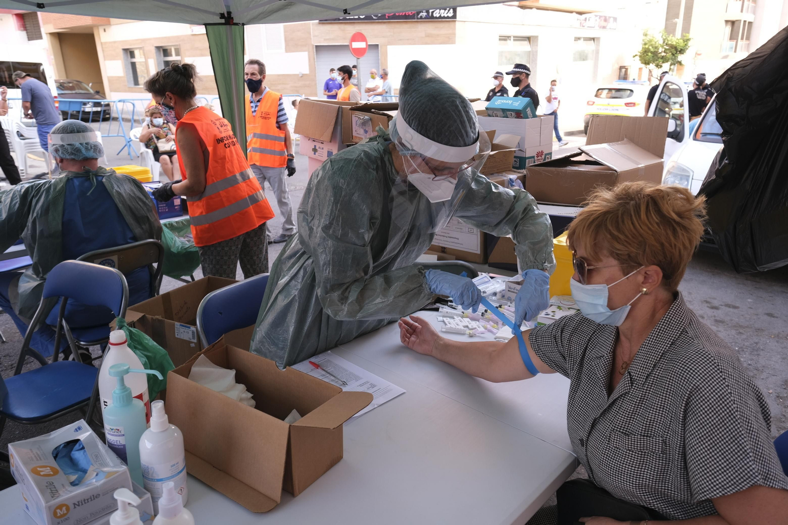 Fotogalería pruebas serológicas de la COVID-19 en Santa María del Águila