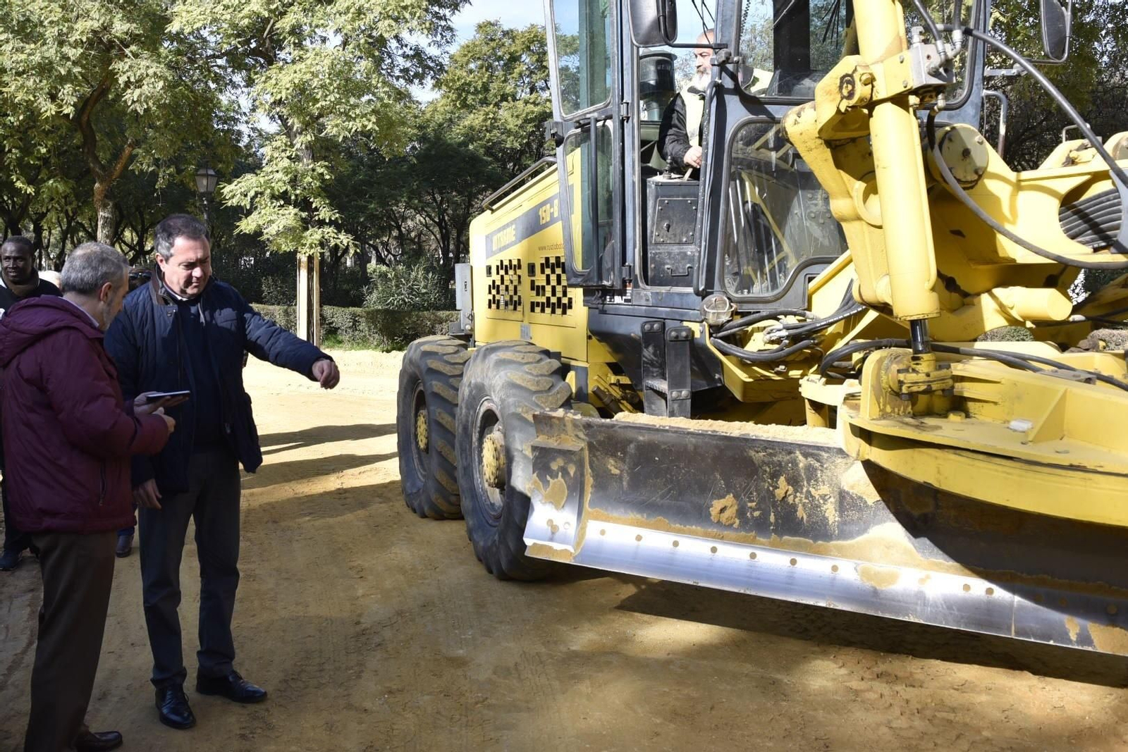Visita de Espadas a las obras del Parque Amate.