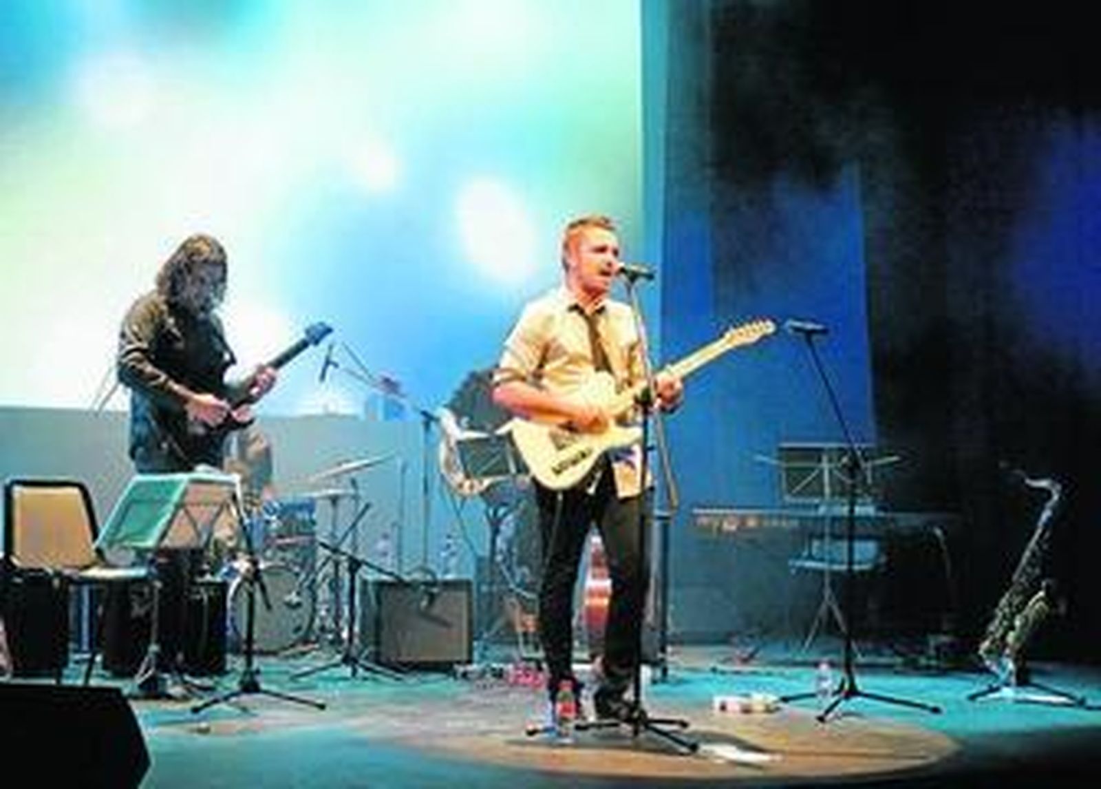 Alex García durante el concierto que ofreció el pasado jueves en el Teatro Apolo.