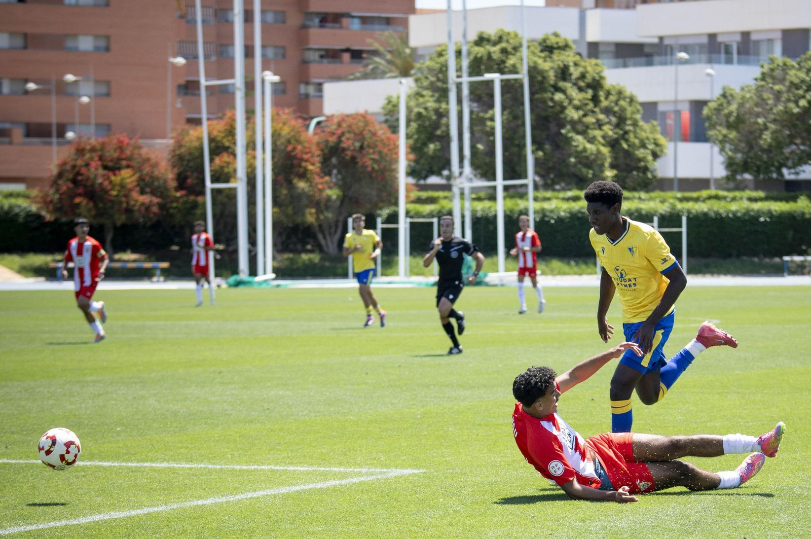 Partido de Segunda RFEF entre el Almería B y el Cádiz Mirandilla