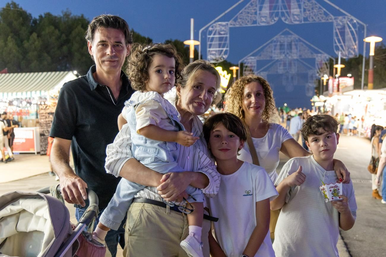 Cientos de jiennenses acudieron a su cita con los "cacharricos"