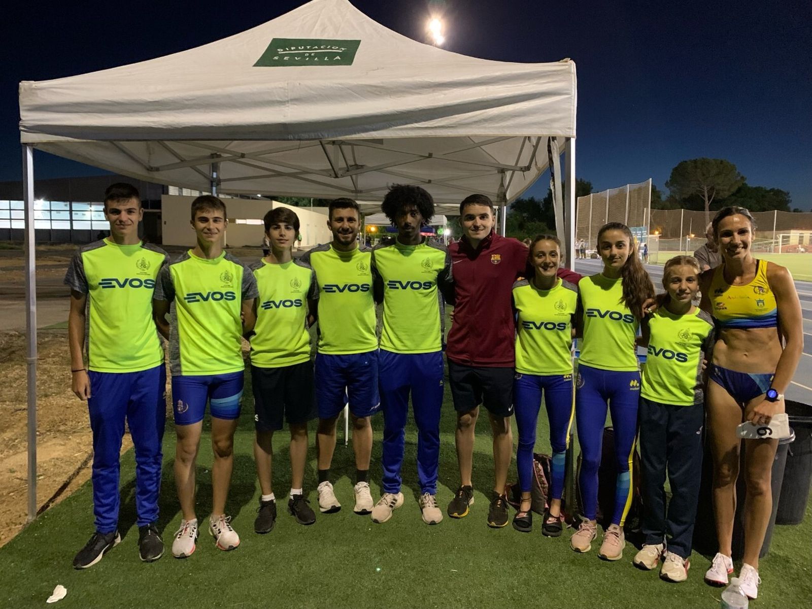 Un grupo de atletas algecireños, en Coria