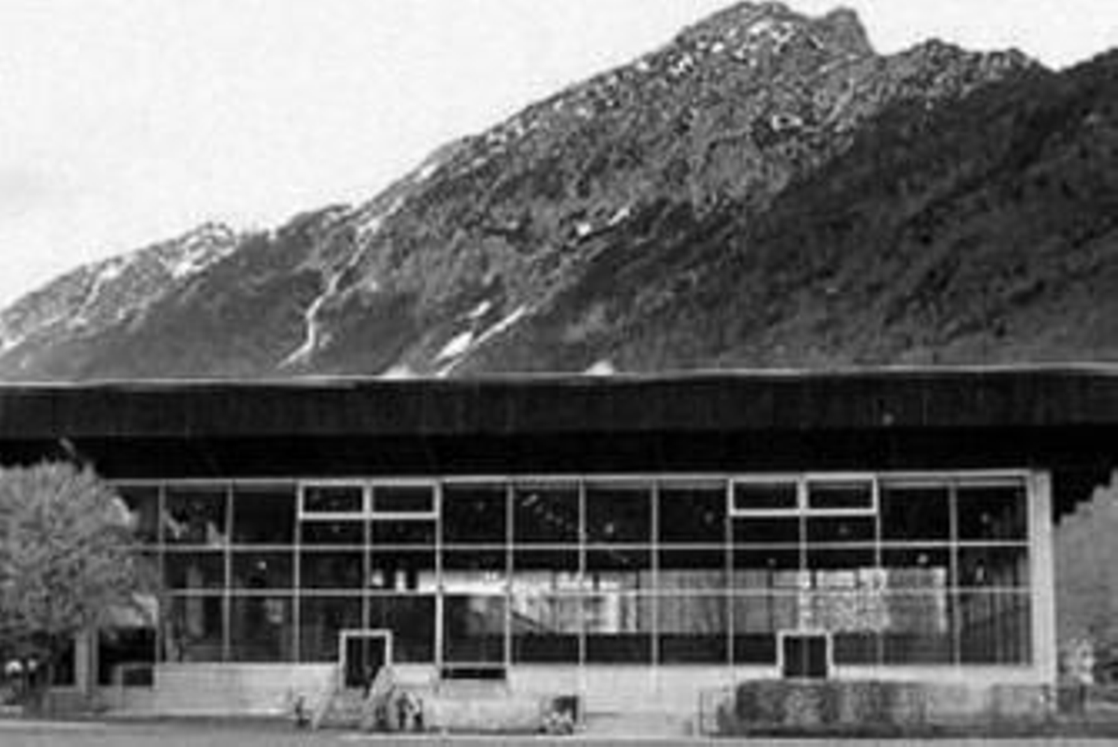 Una tragedia alemana, origen y excusa del nuevo retraso