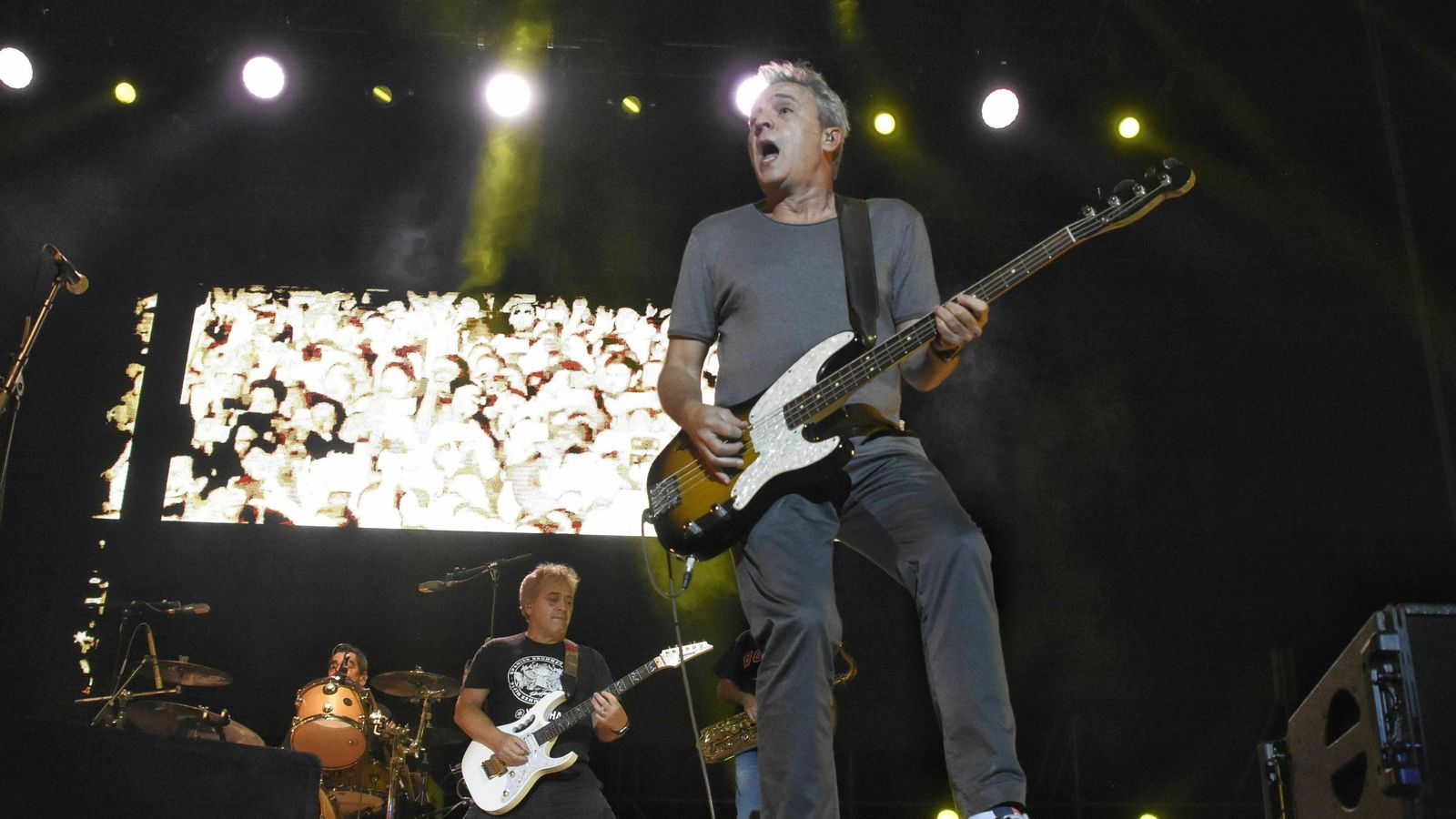 David Summers, en primer término, con Rafa Gutiérrez y Javier Molina al fondo