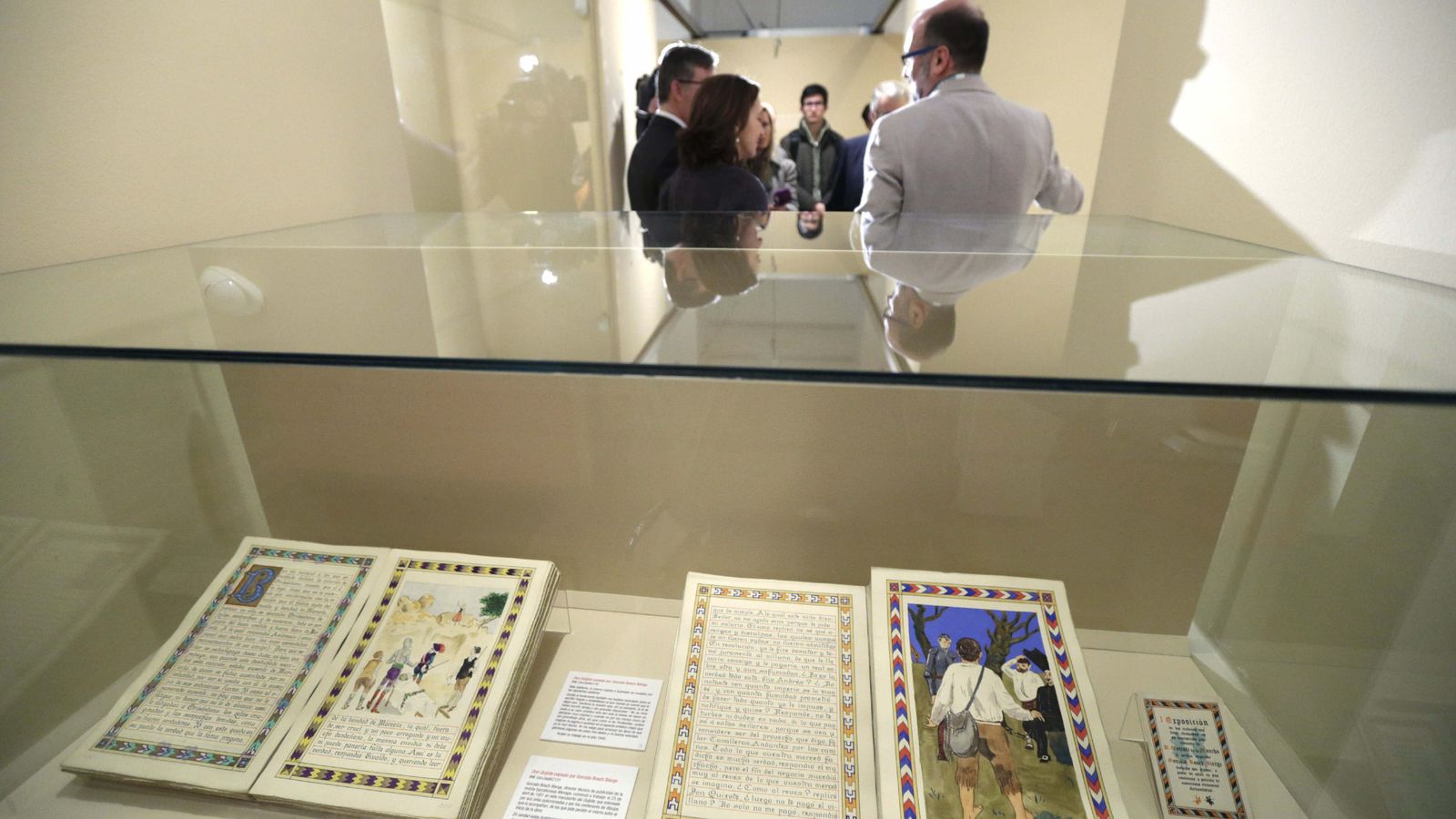 Exposición de la BNE en el 30 aniversario de 'El Quijote'.