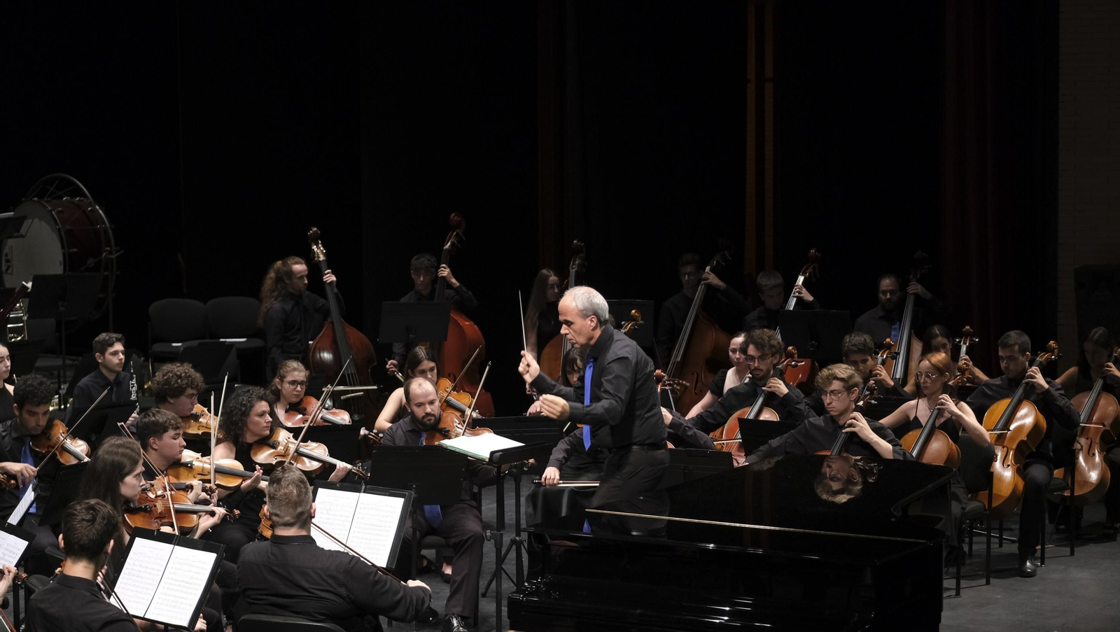 Concierto de la Orquesta de la Ual en los cursos de verano, en imágenes