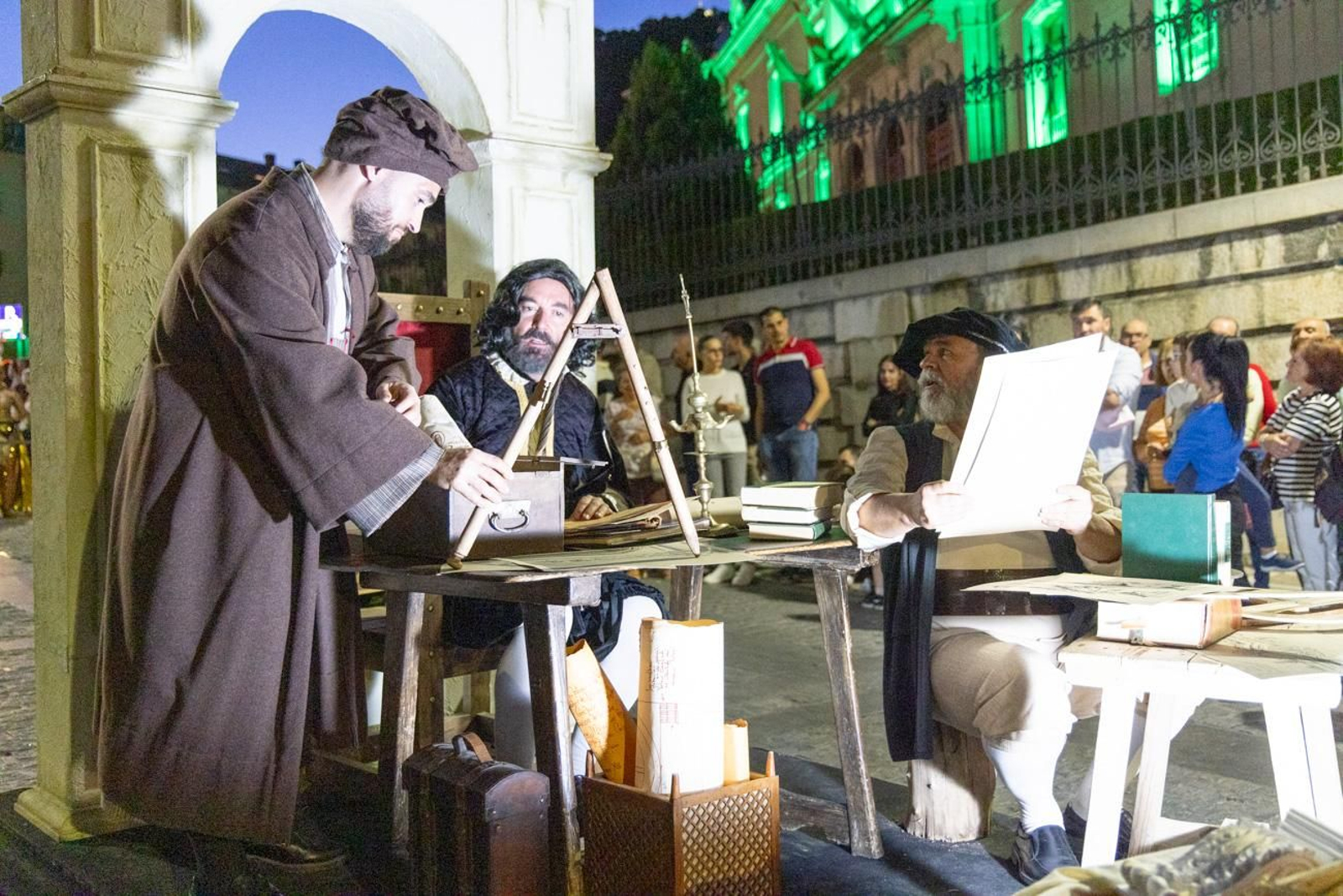 Pregón de David Uclés y cabalgata por la Feria de San Lucas