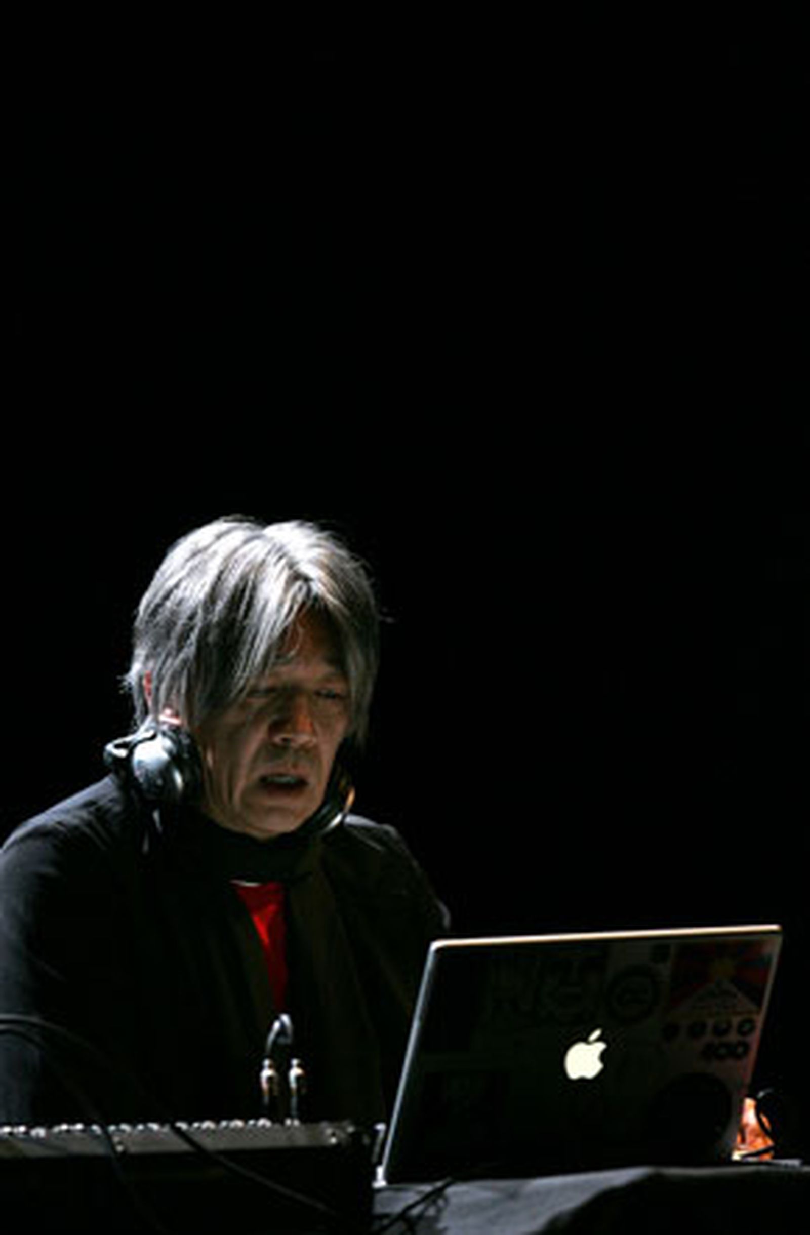 Ryuichi Sakamoto anuncia que padece cáncer de faringe