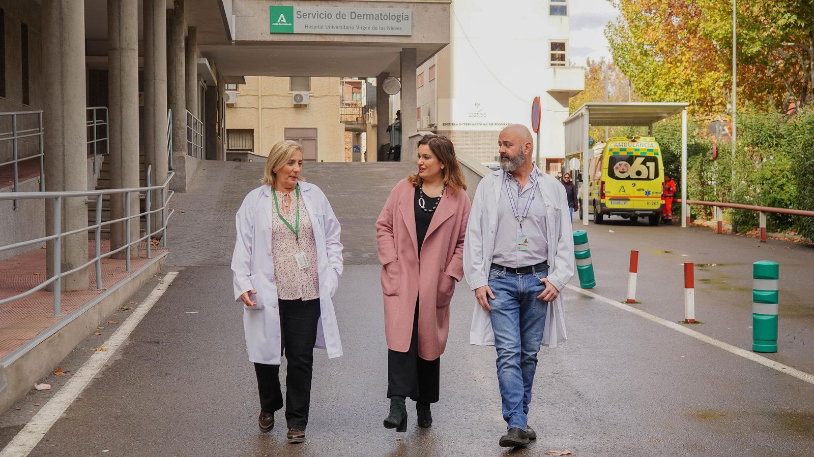 Los subdirectores médicos, de enfermería y económicos del Hospital Doctor Olóriz, Alicia Pineda, María Fernández y Javier Martín