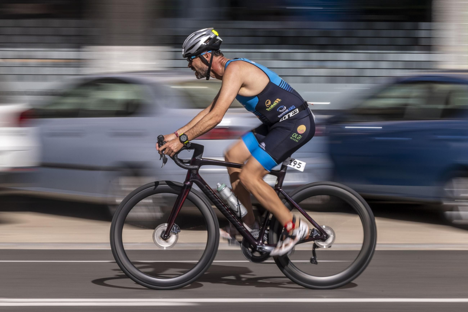 Búscate en las imágenes del Triatlón Hércules Cádiz
