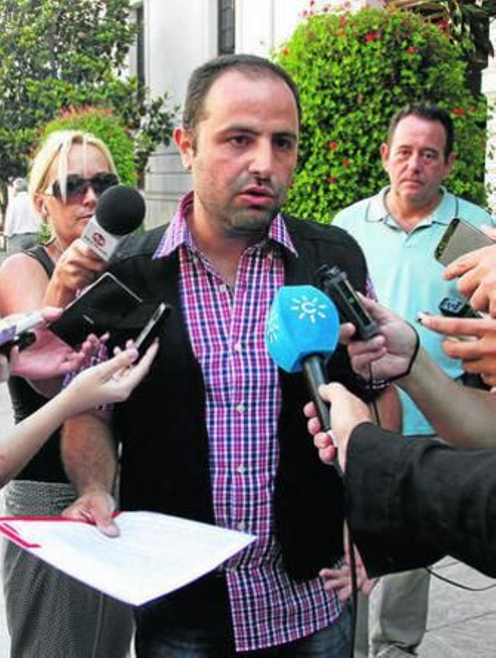 Isidro Prieto explicó ayer las condiciones en las que desarrollan su trabajo.