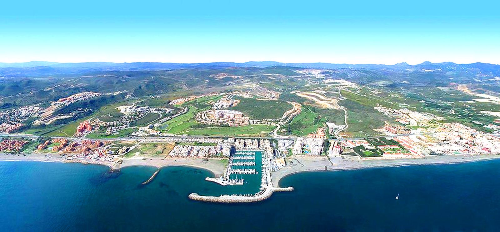 Vista aérea de Manilva.