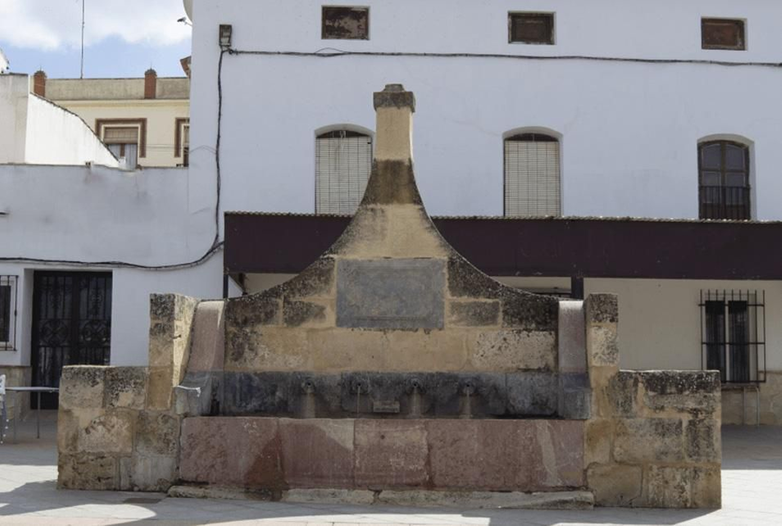 La fuente de Fuente de Piedra. La fuente de Fuente de Piedra.