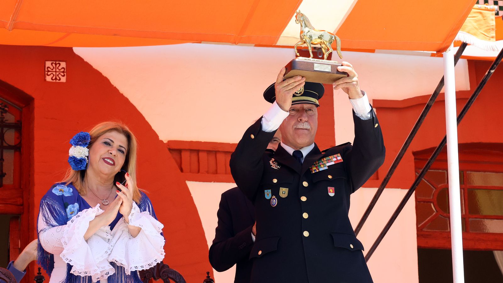 Entrega del Caballo de Oro en Jerez a la Unidad Especial de Caballería de la Policía Nacional.