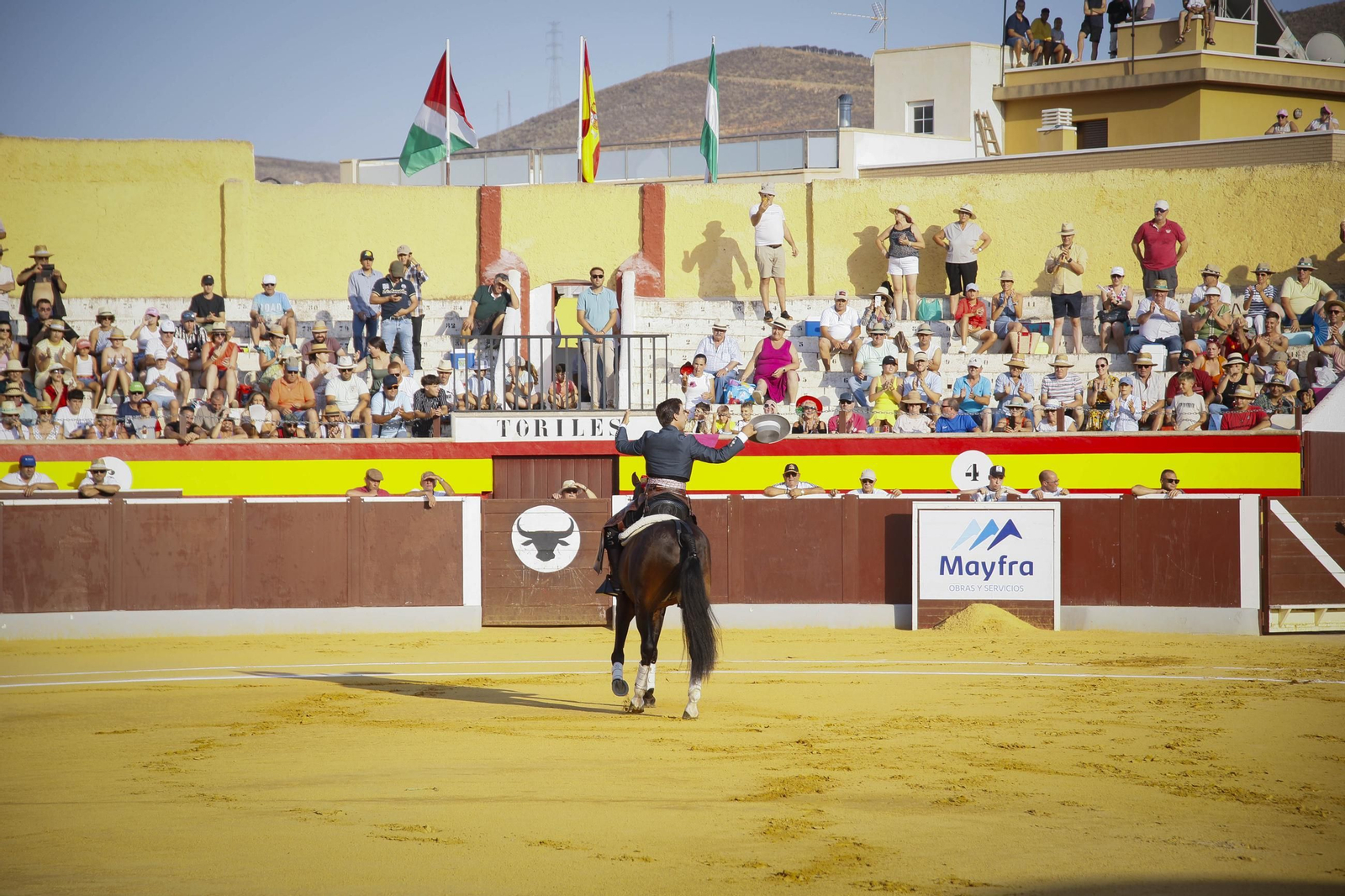 Corrida de toros Berja con un toro indultado, en imágenes