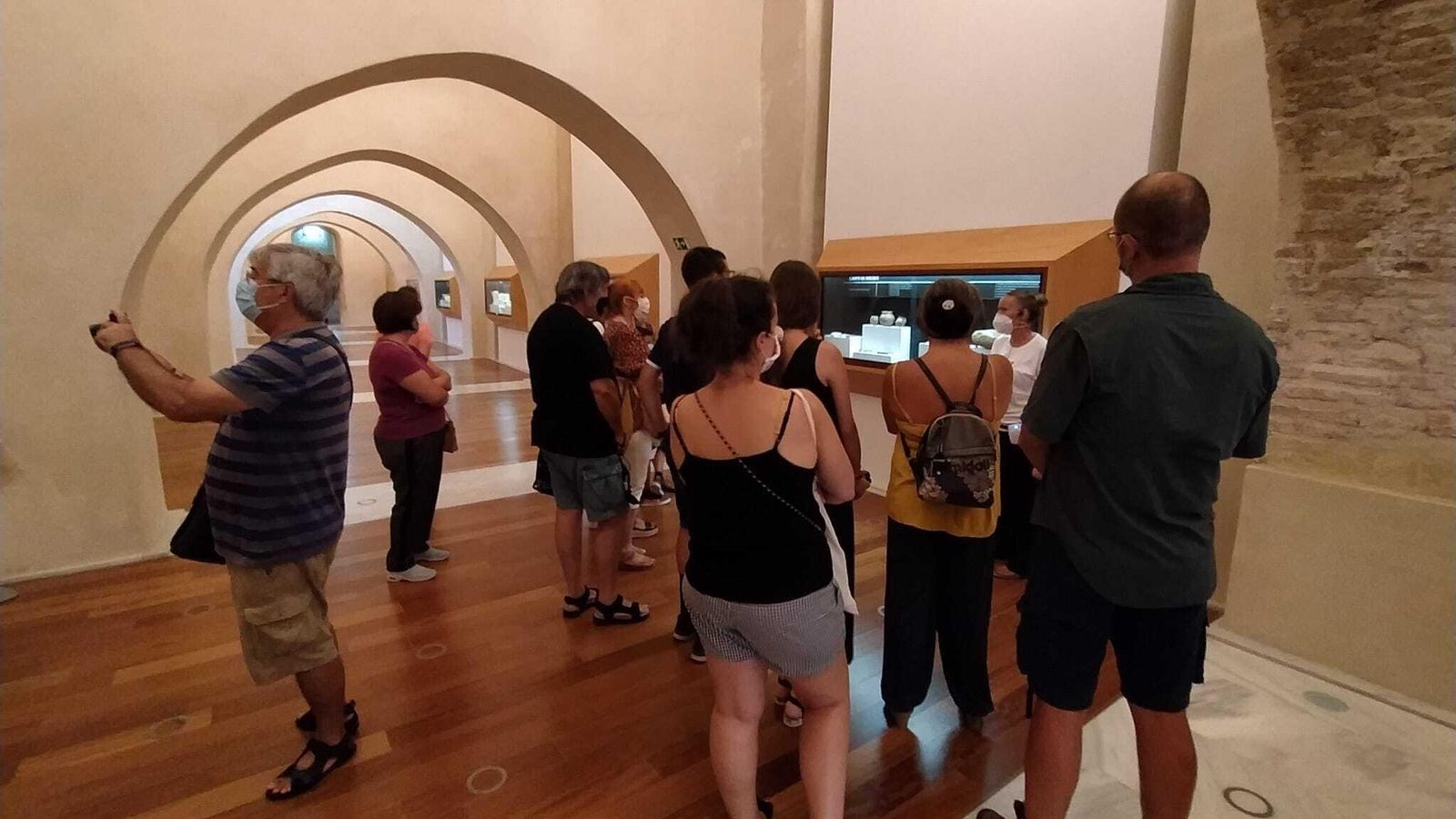 Una de las visitas guiadas al Castillo de San Romualdo.