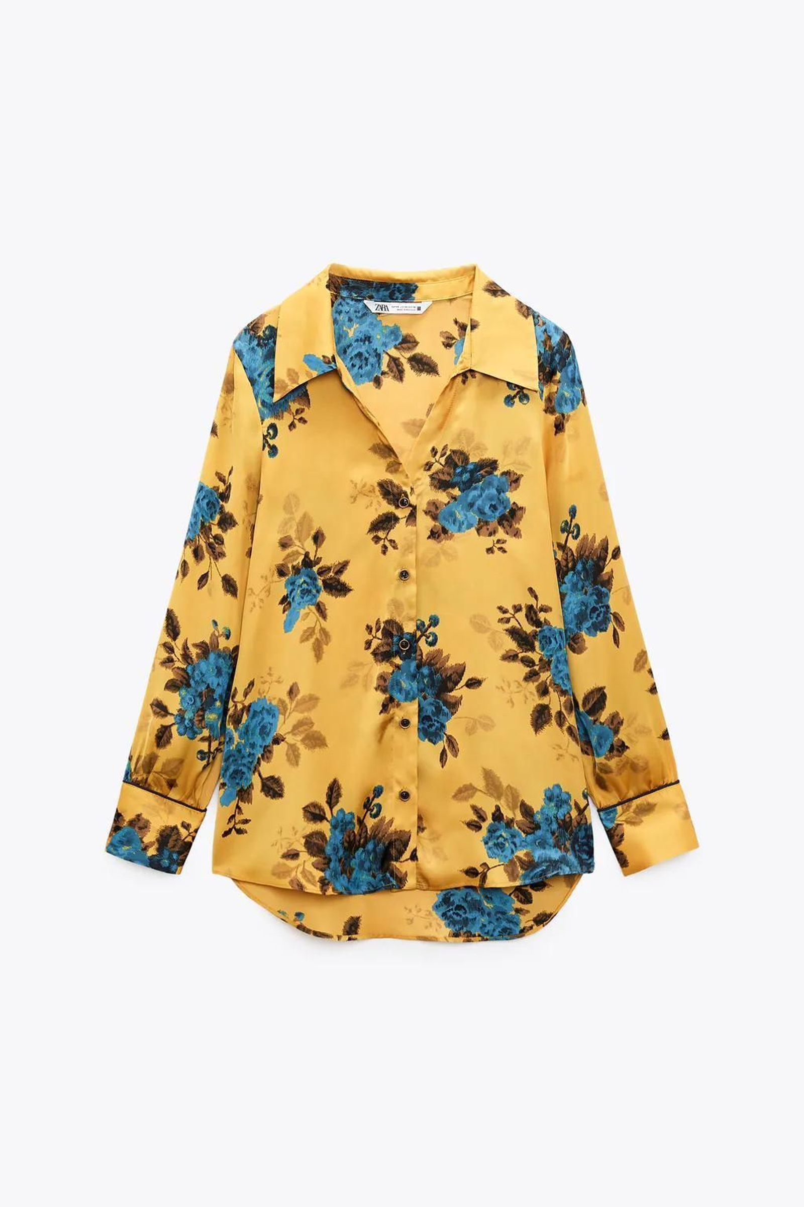 Blusa de flores de Zara.