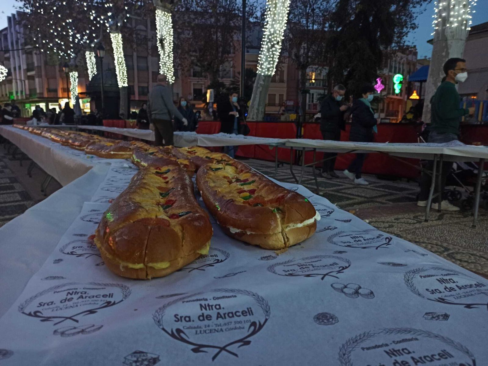 El roscón de Reyes gigante de Lucena, en fotografías