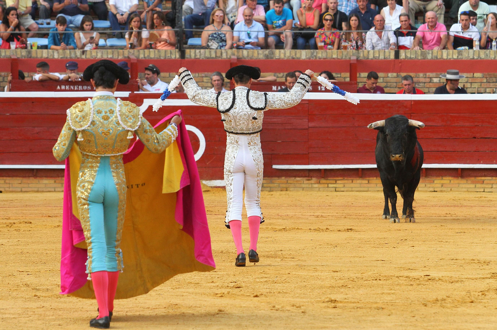Faena de Emilio Silvera en la novillada de la Plaza de La Merced