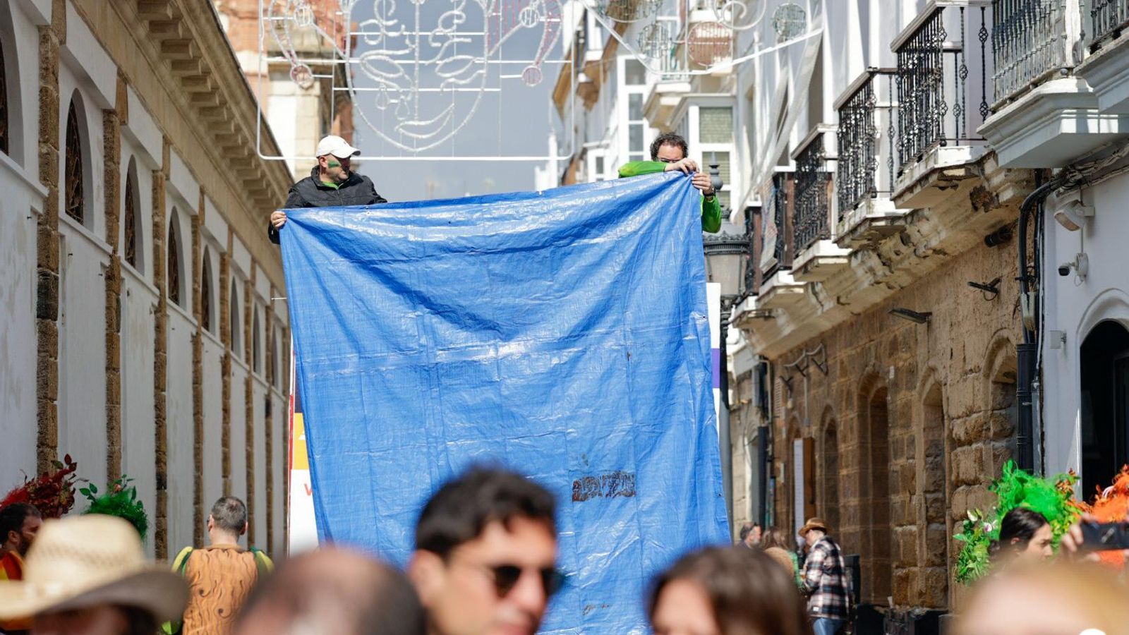 Las mejores imágenes del primer domingo de Carnaval de Cádiz
