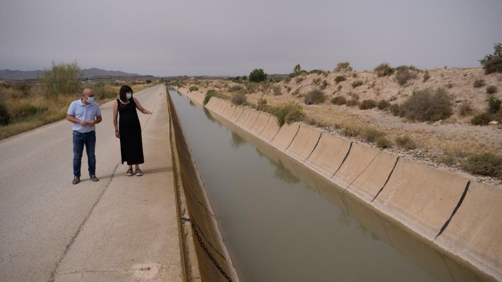 Los representantes del PP de Almería Almudena Morales y Domingo Fernández en el trasvase Tajo-Segura