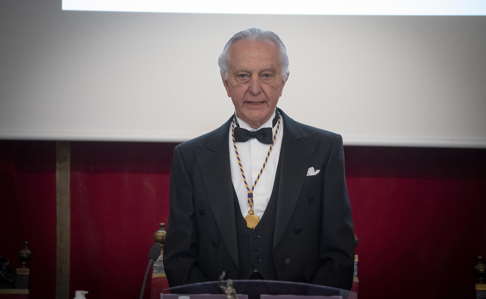 El doctor Francisco Trujillo ingresa en la Real Academia de Medicina de Sevilla