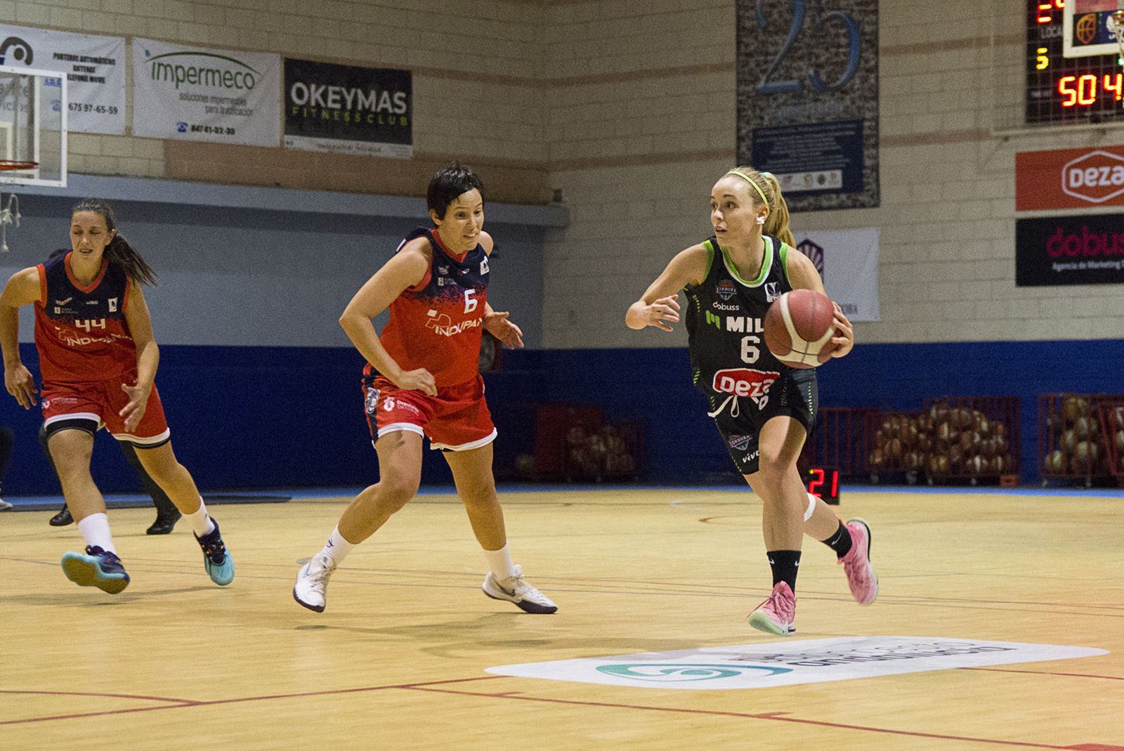 Ana Rodríguez como jugadora del Milar Córdoba BF.