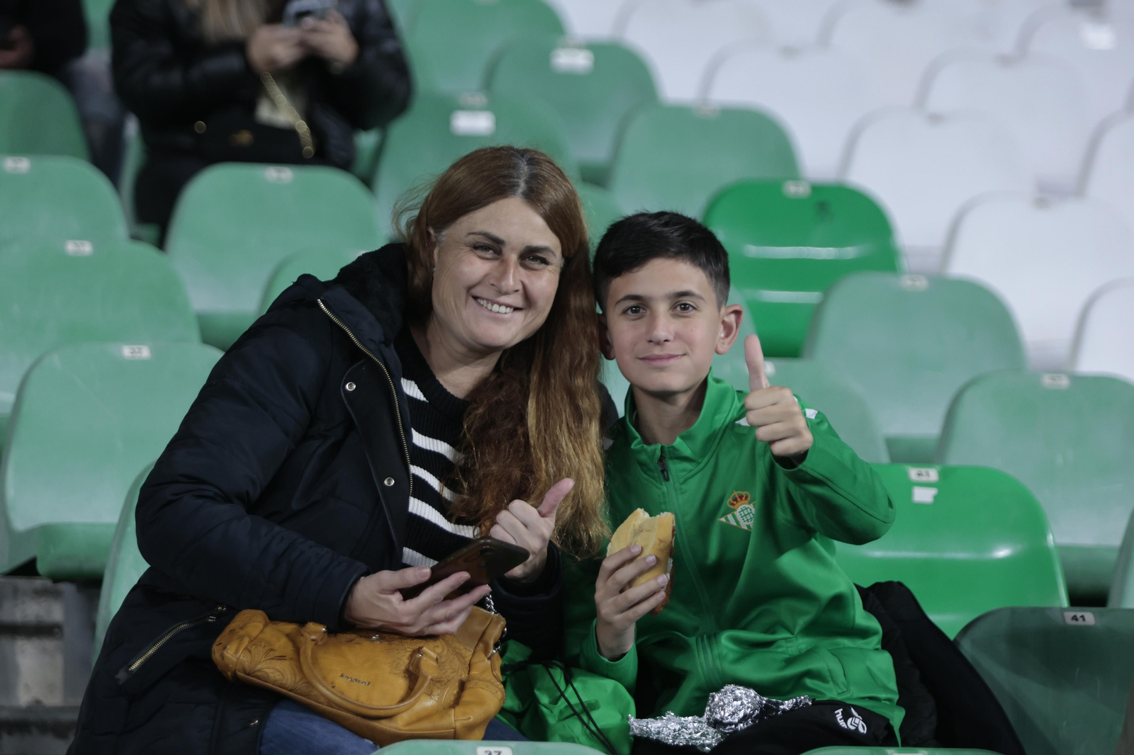 Búscate en las gradas del Villamarín