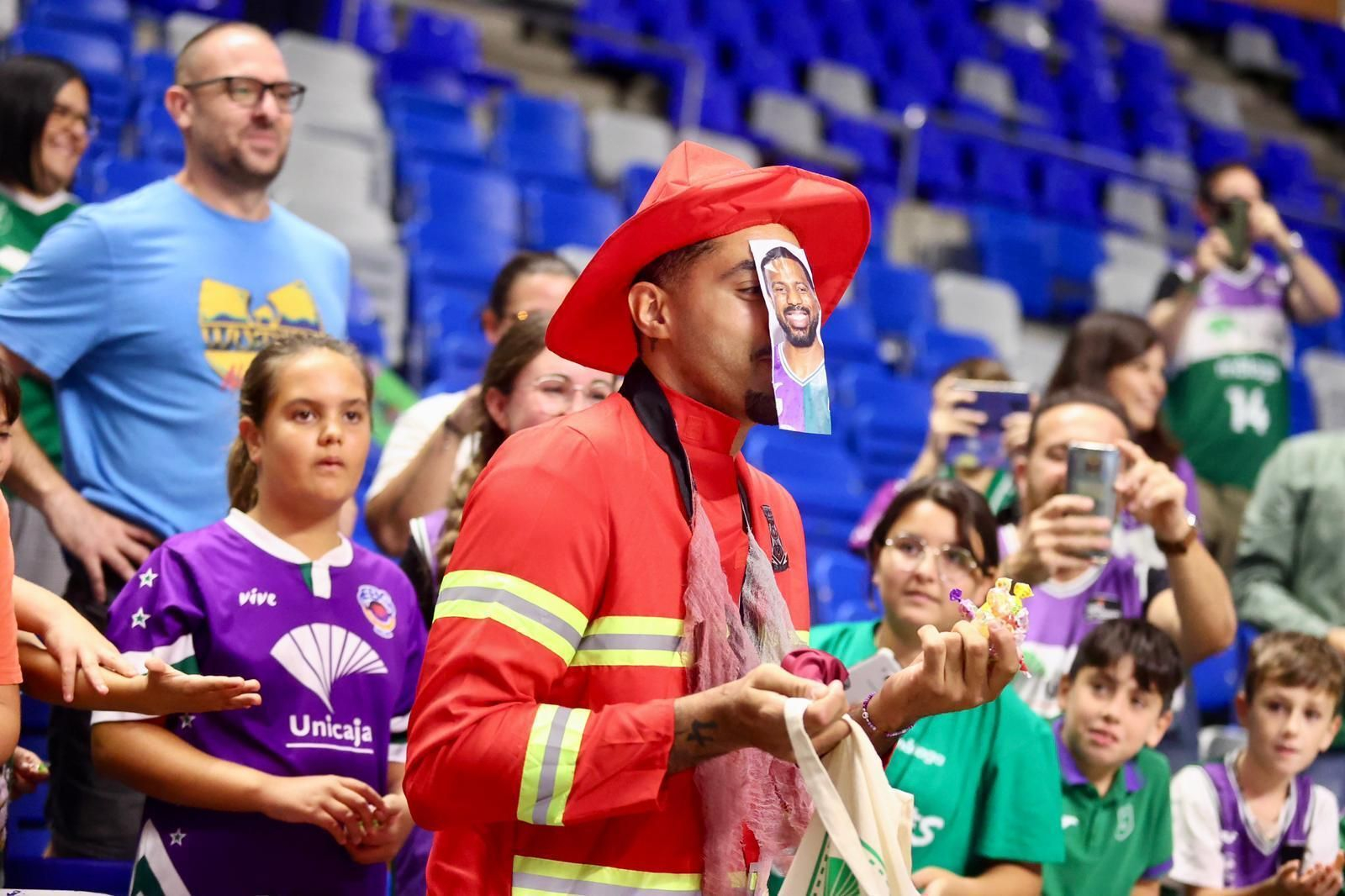 El Halloween del Unicaja, en fotos