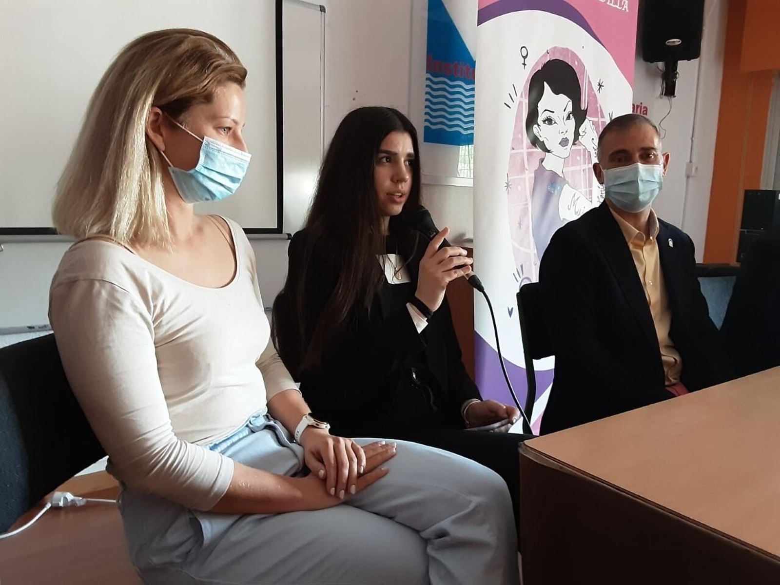 La joven de 17 años, refugiada de guerra, estudia segundo de bachillerato y su intención es entrar en la universidad de Polonia, estudiar y ejercer como diplomática en su país, Ucrania.