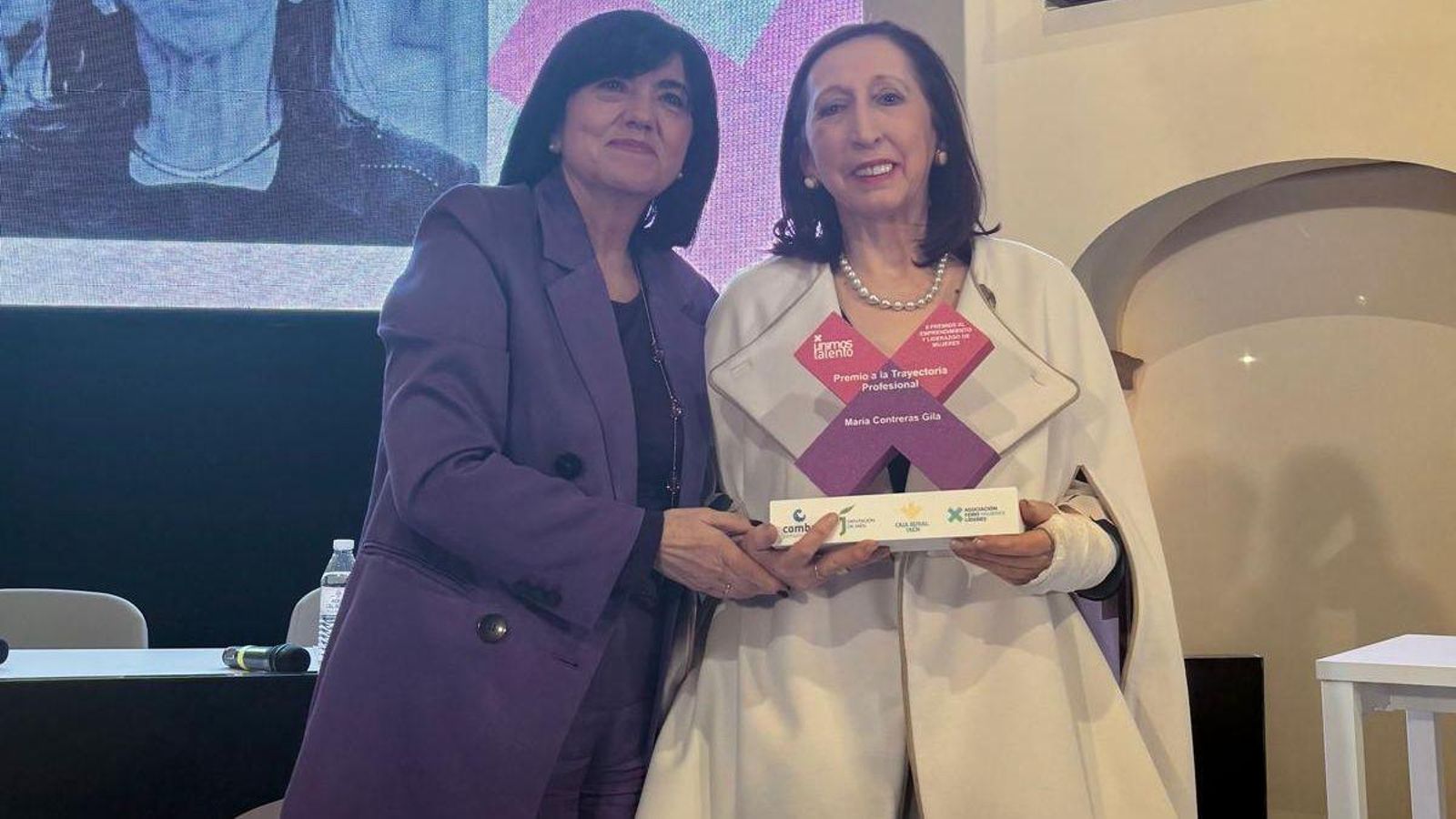 María Contreras Gila, directora general del Grupo MCG se alzó con el Premio a la Trayectoria Profesional.